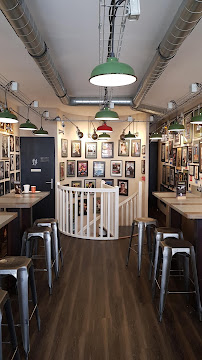 Atmosphère du Restauration rapide BAGELSTEIN • Bagels & Coffee shop à La Rochelle - n°14