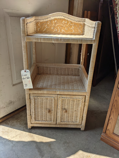 Used Furniture Store «Canterbury Used Furniture & Antiques», reviews and photos, 8916 S Dupont Hwy, Felton, DE 19943, USA