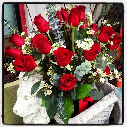 Florist «Thistle Floral & Home», reviews and photos, 25960 Central Ave NE, Kingston, WA 98346, USA