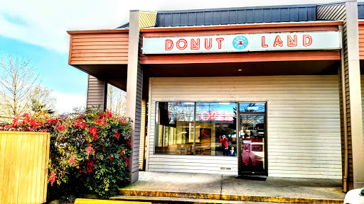 Donut Land, 19350 SW Boones Ferry Rd, Tualatin, OR 97062, USA, 