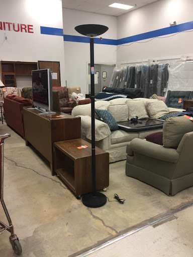 Thrift Store «The Salvation Army Family Store & Donation Center», reviews and photos, 2627 Dix Hwy, Lincoln Park, MI 48146, USA