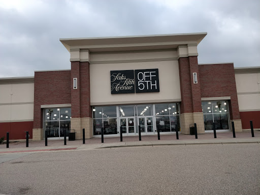 Department Store «Saks OFF 5TH», reviews and photos, 3885 Eagan Outlets Pkwy, Eagan, MN 55122, USA