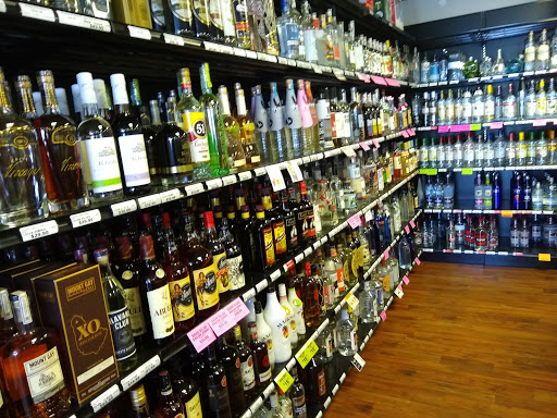 Liquor Store «11th Avenue Liquor», reviews and photos, 1040 SE Hawthorne Blvd, Portland, OR 97214, USA