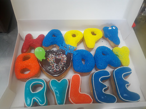 Donut Shop «K&J Donuts», reviews and photos, 406 E Wheatland Rd, Duncanville, TX 75116, USA