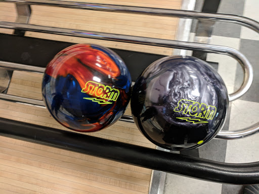 Bowling Alley «Jack & Jill Bowling Lanes», reviews and photos, 105 S 700 E St, American Fork, UT 84003, USA