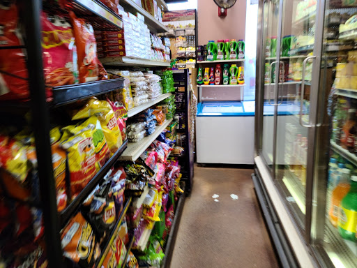 Grocery Store «Tienda Los Vecinos», reviews and photos, 15423 154th Ave SE # 104, Kent, WA 98042, USA