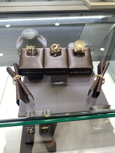 Jewelry Store «David Scott Fine Jewelry», reviews and photos, 1146 Harrison Ave, Panama City, FL 32401, USA