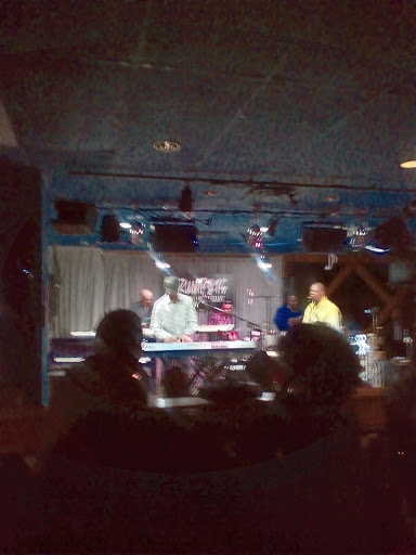 Restaurant «Trumpets Jazz Club & Restaurant», reviews and photos, 6 Depot Square, Montclair, NJ 07042, USA