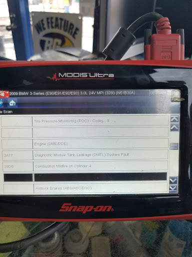 Auto Repair Shop «Super Tech Car Clinic», reviews and photos, 110 University Ave, Lubbock, TX 79415, USA