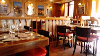 Atmosphère du Restaurant Pub Lutèce Brasserie à La Rochelle - n°5