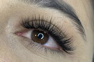 Xclusive Lashes & Beauty Bar image