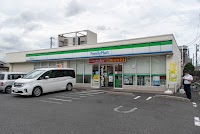 ファミリーマート 南花畑四丁目店