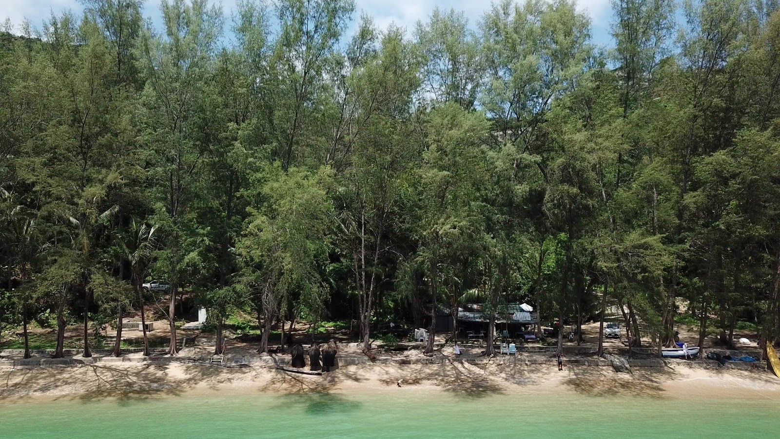 Photo of Hua Beach and the settlement