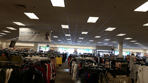 Department Store «Nordstrom Rack Rookwood Pavilion», reviews and photos, 2692 Madison Rd, Cincinnati, OH 45208, USA
