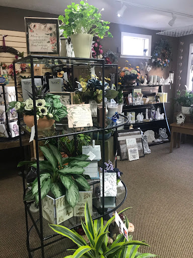 Florist «Nature Nook Florist & Wine Shop», reviews and photos, 10 S Miami Ave, Cleves, OH 45002, USA