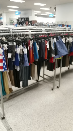 Clothing Store «Ross Dress for Less», reviews and photos, 1400 Lincoln Blvd, Venice, CA 90291, USA