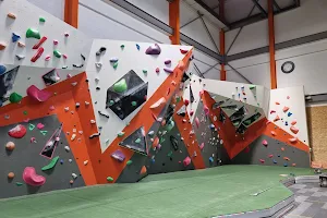 Mad Volume Climbing image