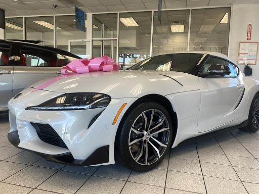 Toyota Dealer «DARCARS Toyota Baltimore», reviews and photos, 6007 Eastern Ave, Baltimore, MD 21224, USA