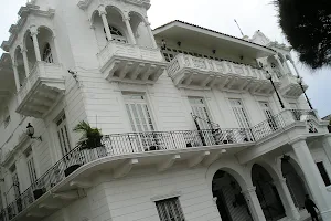 Palacio de Las Garzas image