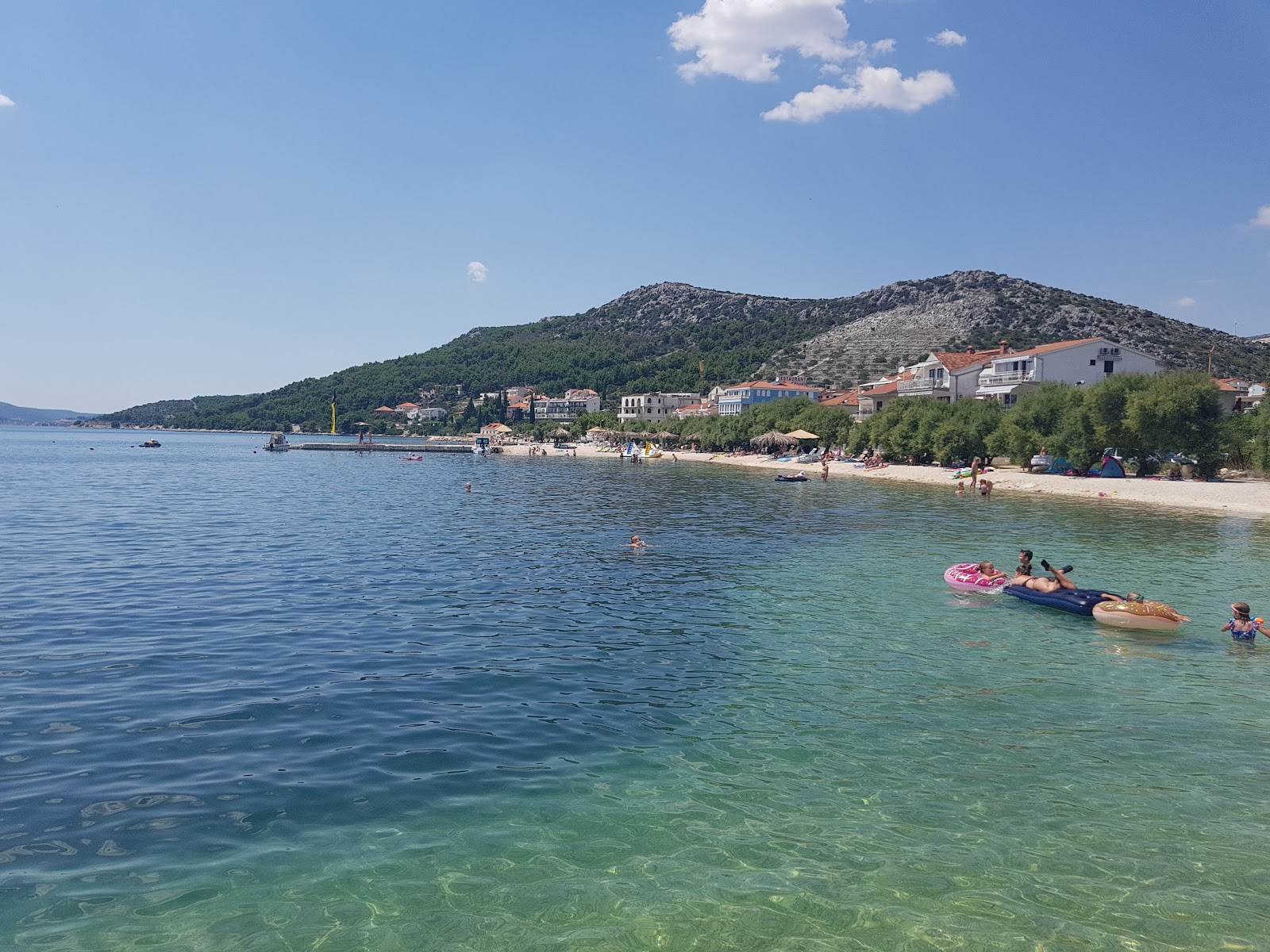 Plaza Bucevica'in fotoğrafı imkanlar alanı