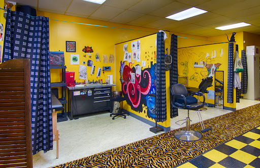 Body Piercing Shop «Krazy Katz Tattoo», reviews and photos, 1906 E Whipp Rd, Kettering, OH 45440, USA