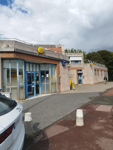 Post Office Centre D'examen Du Code De La Route à Villepinte, Seine-Saint-Denis