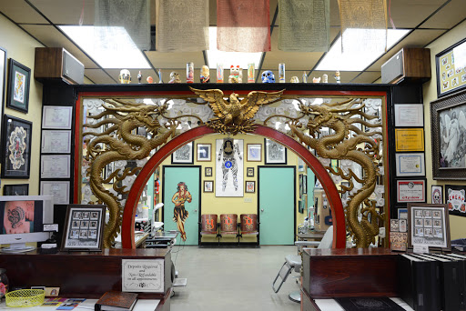 Tattoo Shop «Yankee Doodle Dandy Tattoo», reviews and photos, 2322 University Ave, Des Moines, IA 50311, USA