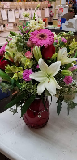 Florist «North End Florist», reviews and photos, 403 N Charlotte St, Pottstown, PA 19464, USA