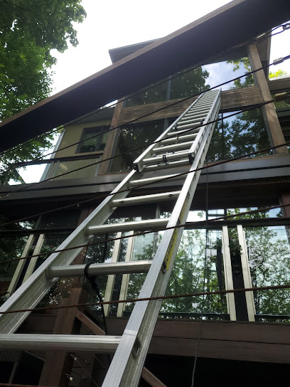 SUDS inc. Window and Eaves Cleaning - Toronto