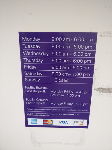 Shipping and Mailing Service «FedEx Ship Center», reviews and photos, 5634 Imperial Way SW, Bremerton, WA 98312, USA