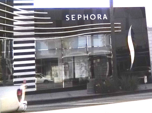Cosmetics Store «SEPHORA», reviews and photos, 270 N Beverly Dr, Beverly Hills, CA 90210, USA
