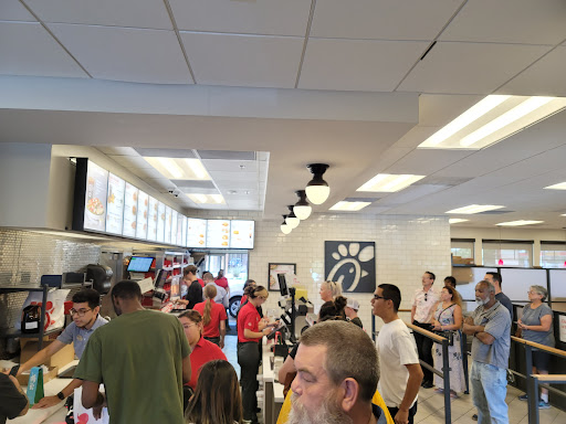 Fast Food Restaurant «Chick-fil-A», reviews and photos, 1466 N Dysart Rd, Goodyear, AZ 85395, USA