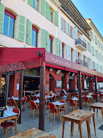 Atmosphère du Restaurant italien La Pizza Cresci - Cannes - n°2