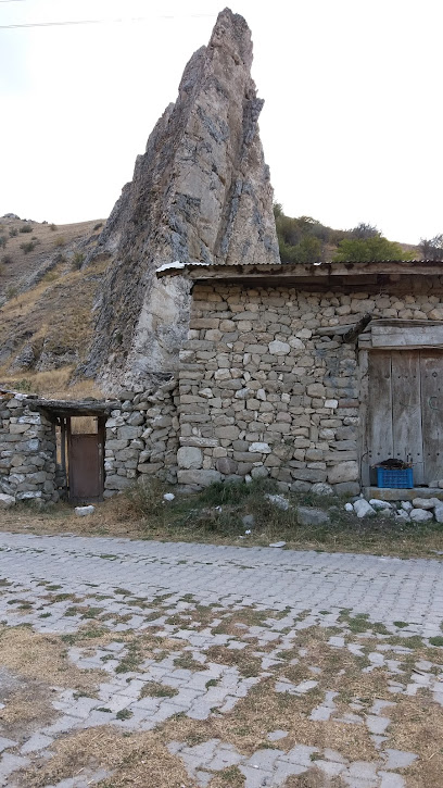 Tuzhisar Köyü Kilisesi