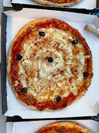 Plats et boissons du Pizzas à emporter KPIZZ La Flotte en Ré - n°1