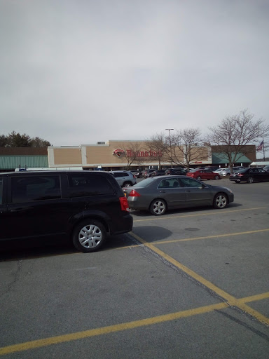 Grocery Store «Hannaford Supermarket», reviews and photos, 190 Quaker Rd, Queensbury, NY 12804, USA