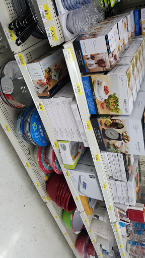 Discount Store «Walmart», reviews and photos, 1400 Hilltop Mall Rd, Richmond, CA 94806, USA