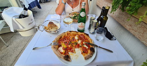 Ristorante Pesce di Mare Le Ancore della Bastia in Lazise, Provincia di Verona
