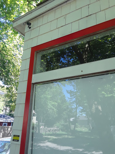 Liquor Store «J B Liquor Store», reviews and photos, 122 South St, Greenport, NY 11944, USA