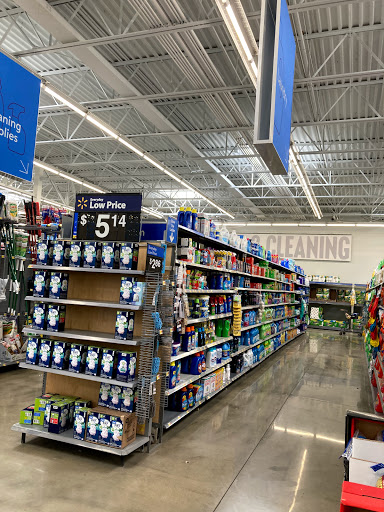 Department Store «Walmart Supercenter», reviews and photos, 7235 Market Pl Dr, Aurora, OH 44202, USA