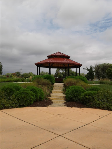 Golf Course «Lake Park Golf Course & Marina», reviews and photos, 1015 Howard Ave, Des Plaines, IL 60018, USA