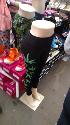 Flea Market «Raynham Flea Market», reviews and photos, 480 S St W, Raynham, MA 02767, USA