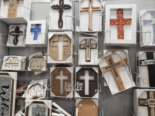 Home Goods Store «At Home», reviews and photos, 2780 Wilma Rudolph Blvd, Clarksville, TN 37040, USA