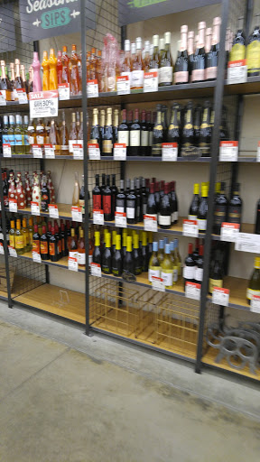 Furniture Store «Cost Plus World Market», reviews and photos, 2155 W 22nd St #500, Oak Brook, IL 60523, USA