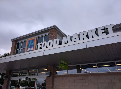 Supermarket «ALDI», reviews and photos, 450 King Georges Post Rd, Woodbridge, NJ 07095, USA