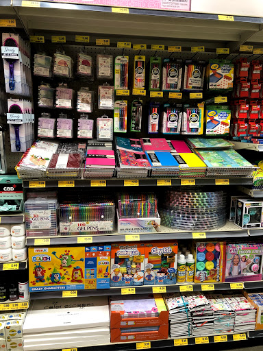 Grocery Store «Grocery Outlet Bargain Market», reviews and photos, 5615 Woodruff Ave, Lakewood, CA 90713, USA