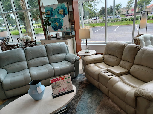 Furniture Store «Rooms To Go & Rooms To Go Kids Furniture Store - Wesley Chapel», reviews and photos, 27923 FL-56, Wesley Chapel, FL 33544, USA