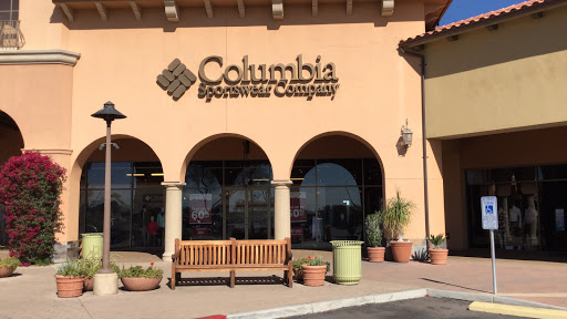Sportswear Store «Columbia Sportswear Outlet Store at Outlets at Anthem», reviews and photos, 4250 W Anthem Way, Phoenix, AZ 85086, USA