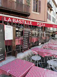 Atmosphère du Pizzeria Rive Gauche à Annecy - n°14