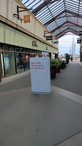 Outlet Store «Polo Ralph Lauren Factory Store», reviews and photos, 1001 N Arney Rd, Woodburn, OR 97071, USA